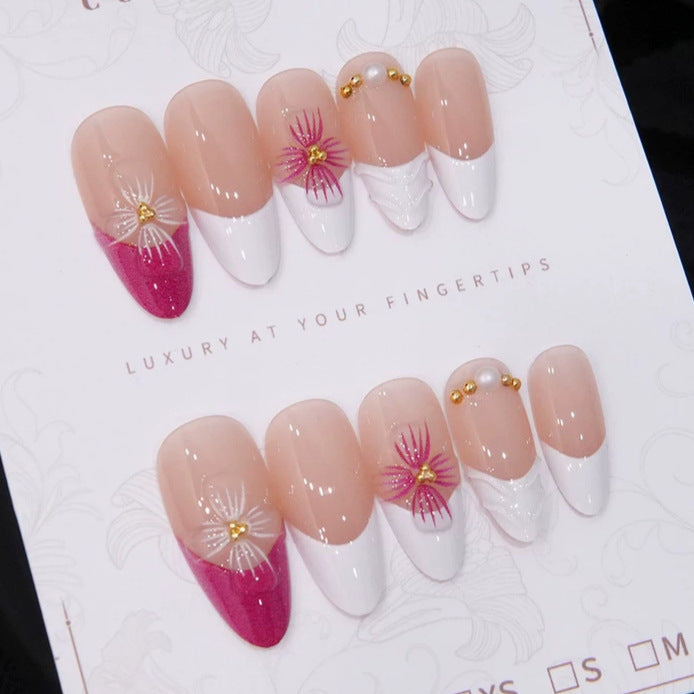 Elegant Floral Design Press-On Nails