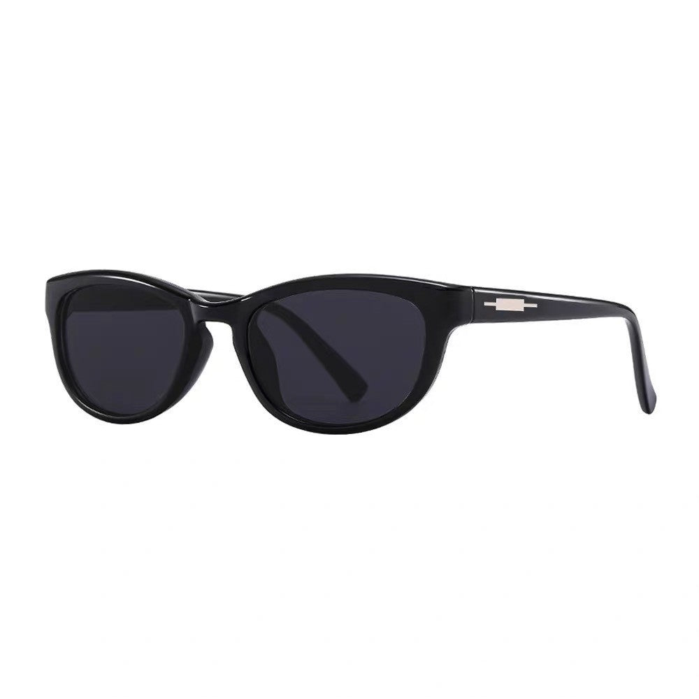 Vintage-Inspired Cat Eye Sunglasses