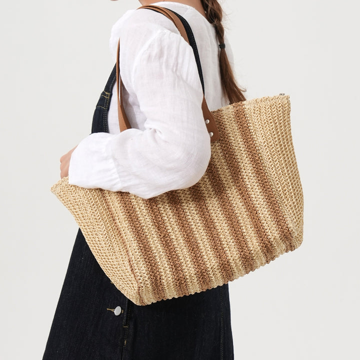 Handcrafted beach bag with structured stripe pattern Stornfield