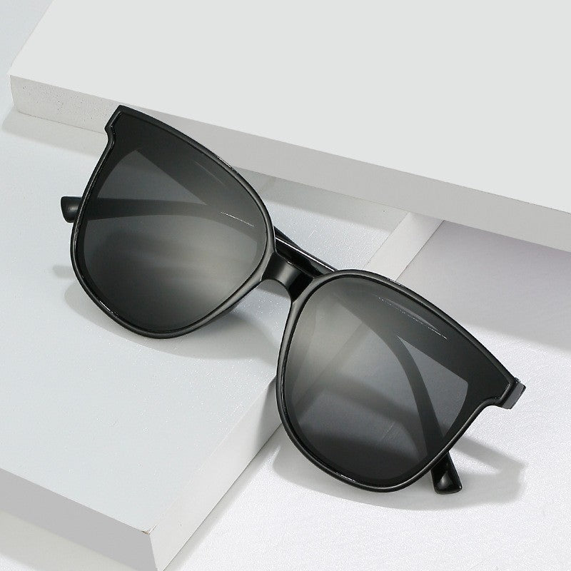 Women's fashionable oversized sunglasses Stornfield