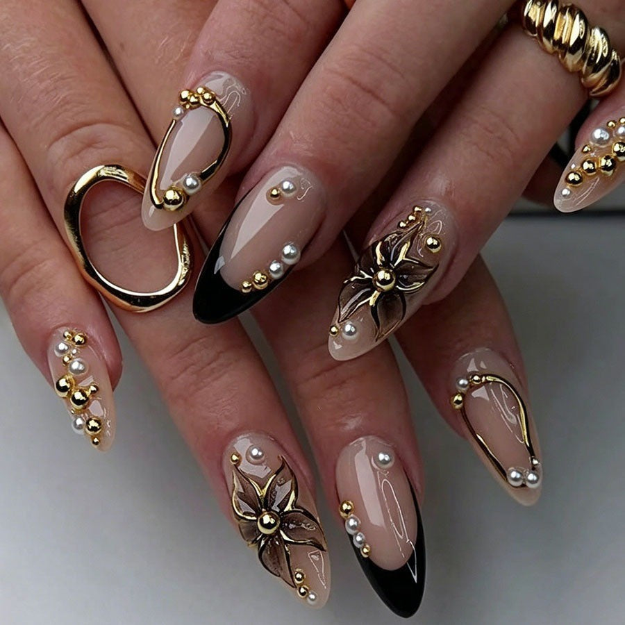Artificial nail set with romantic accents Stornfield