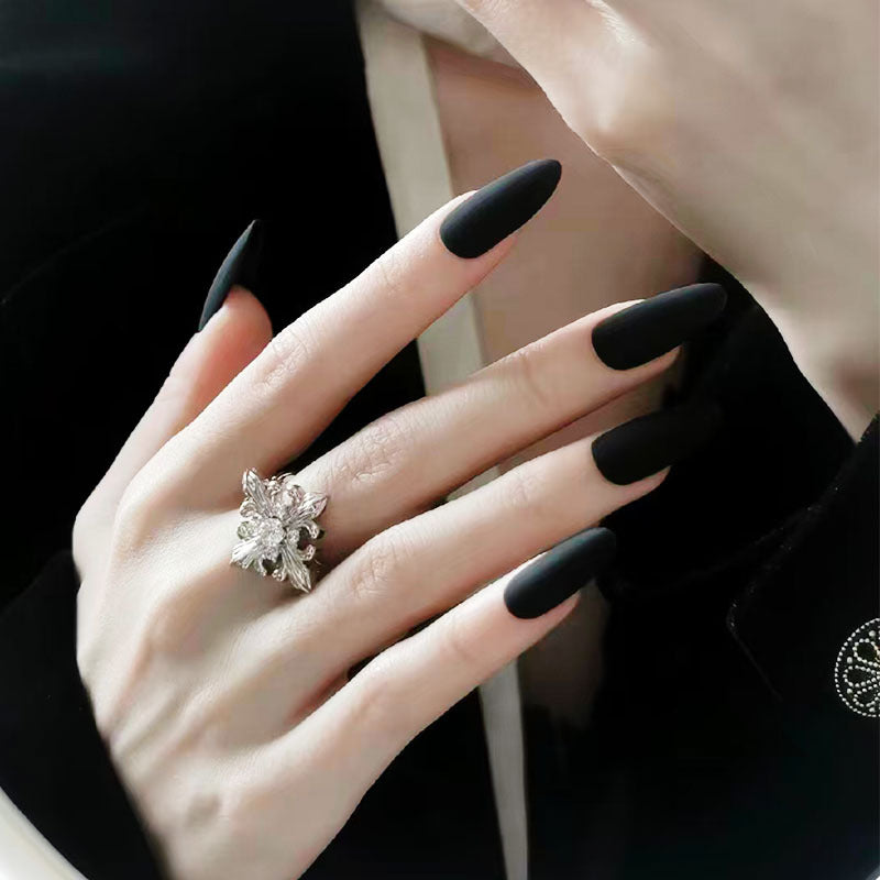 Decorative Nail Art Stornfield