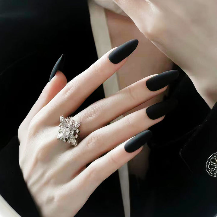 Decorative Nail Art Stornfield