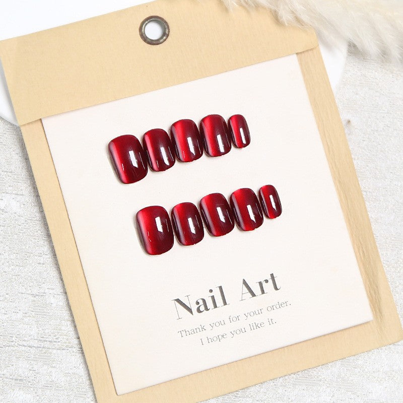 Artificial nail set with shiny and modern design Stornfield
