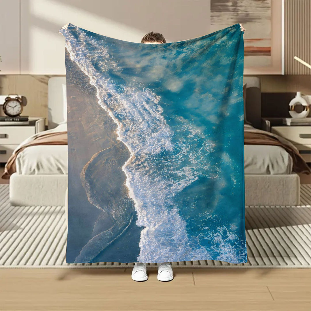 Coastal Wave Print Fleece Throw Blanket