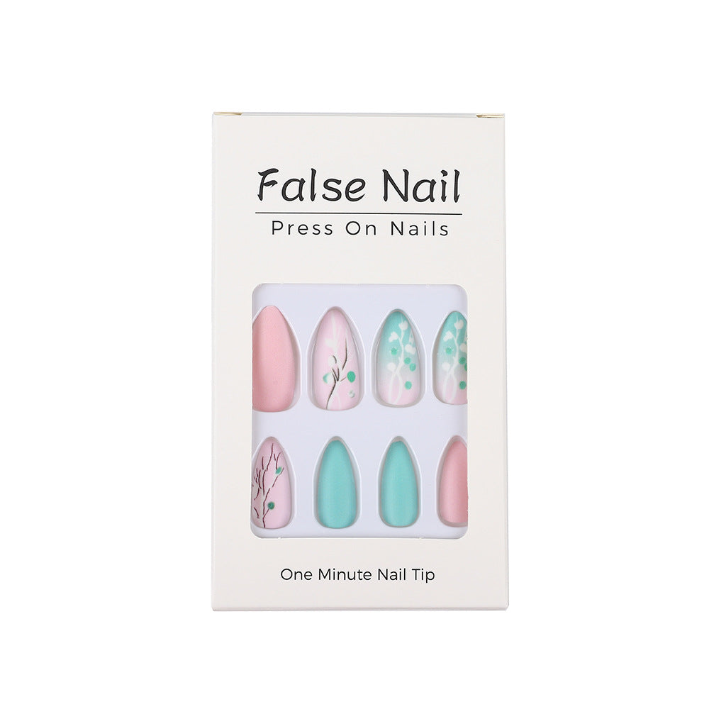 Artificial nails in romantic floral design Stornfield