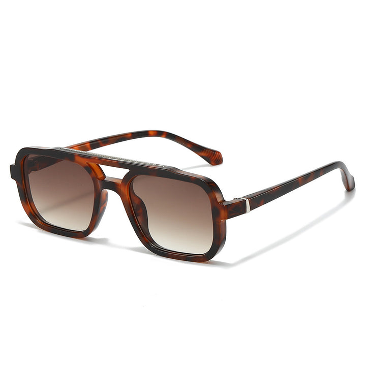 Retro-Inspired Bold Frame Sunglasses Stornfield