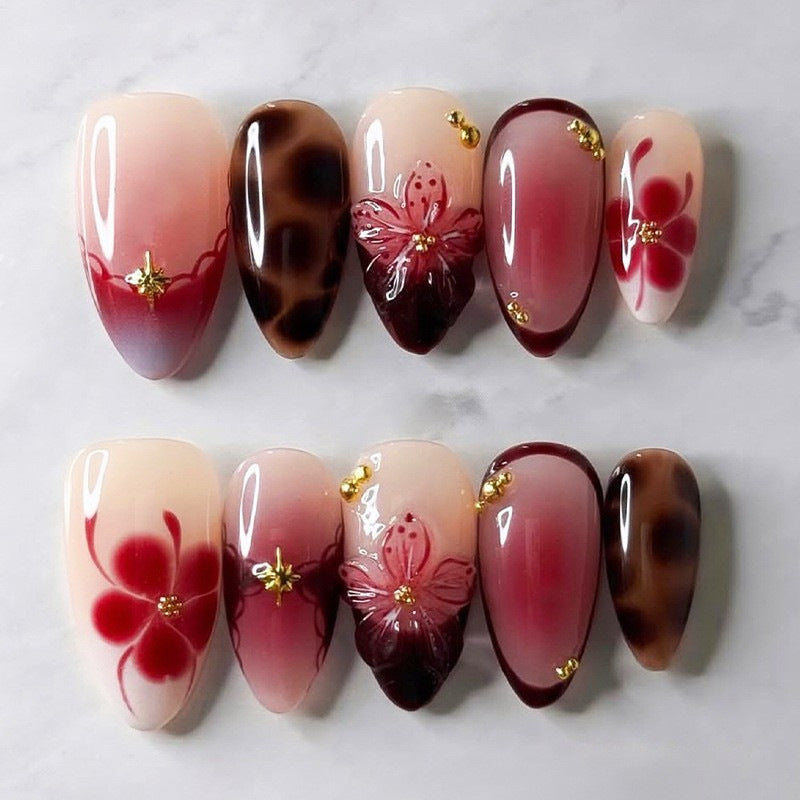 Elegant Floral Design Nail Art Stornfield