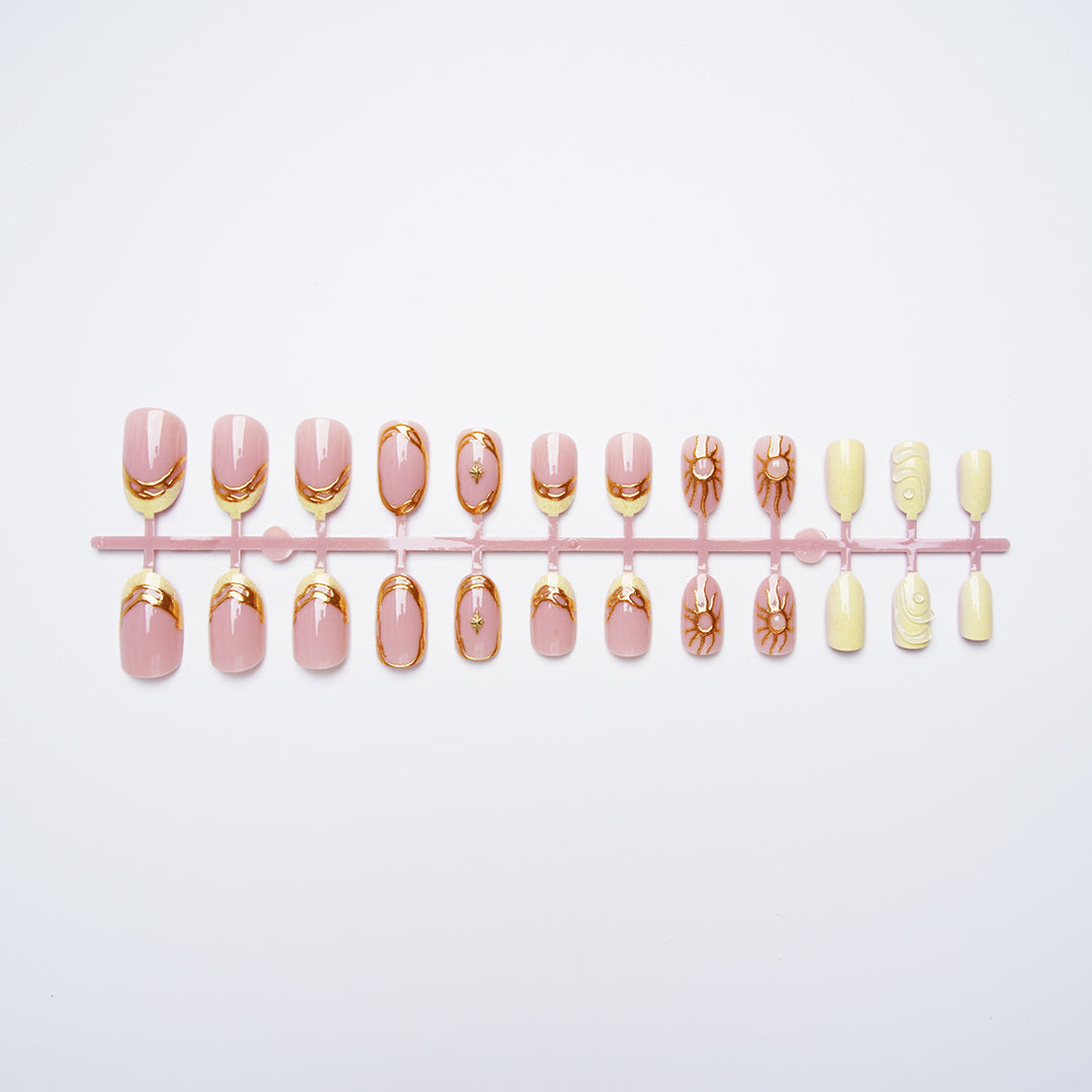 Elegant and Stylish Nail Set Stornfield