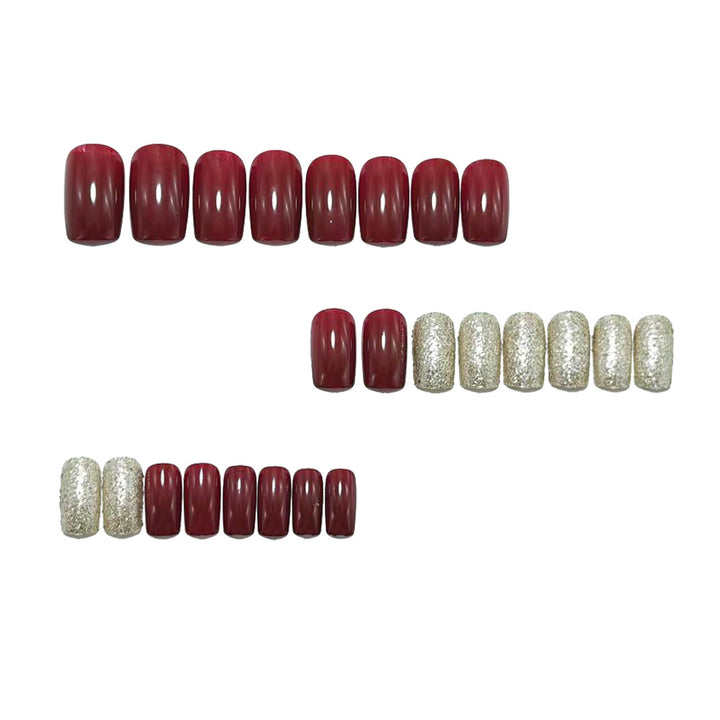 Glamorous artificial nails with metallic effects Stornfield