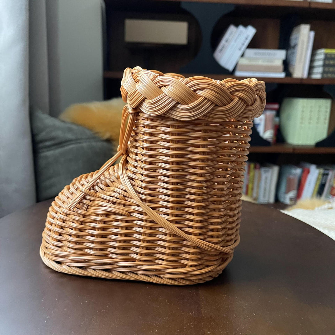 Ladies decorative flower pot in shoe design Stornfield