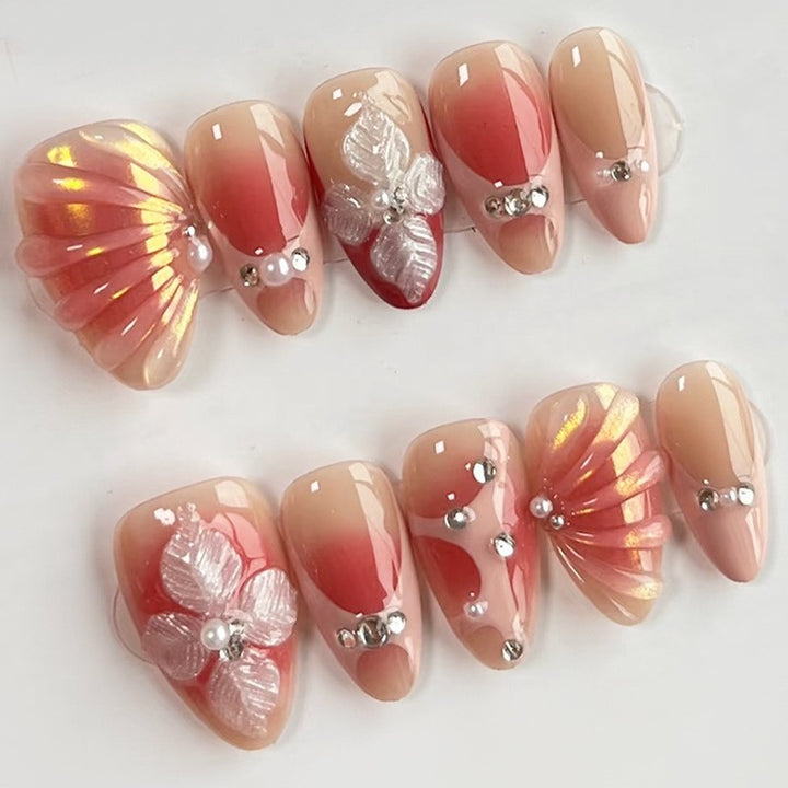 Elegant Floral Design Press-On Nail Set Stornfield