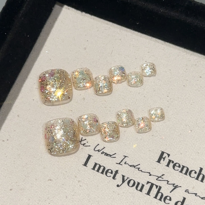Glamorous Glittering Press-On Nails