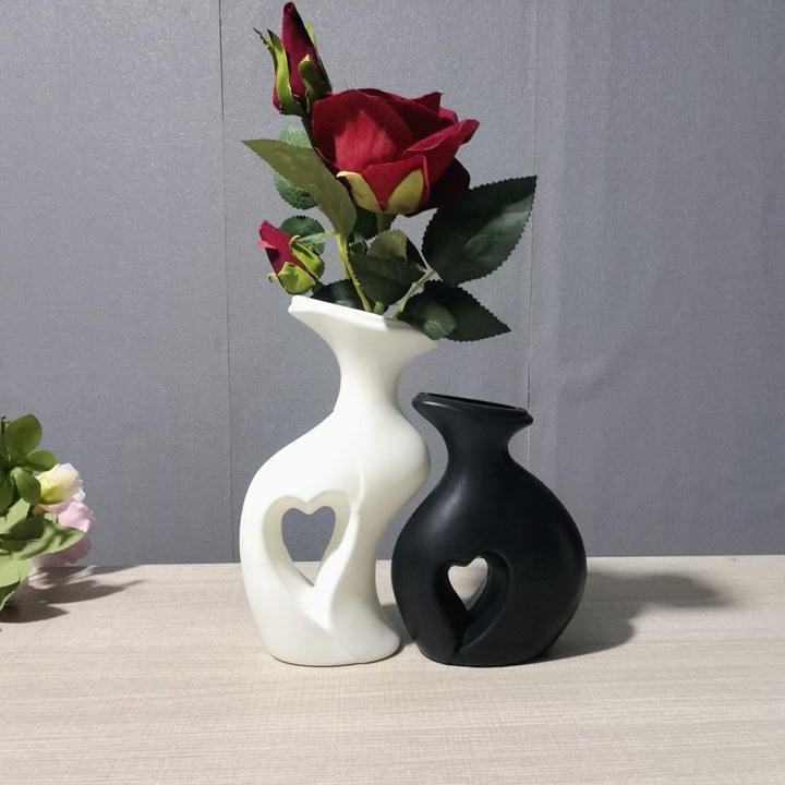 Modern Heart-Shaped Decorative Vase Stornfeild