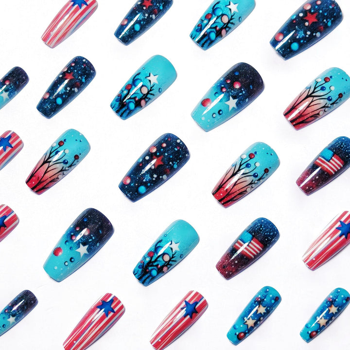 Artificial nails with creative galaxy and star patterns Stornfield