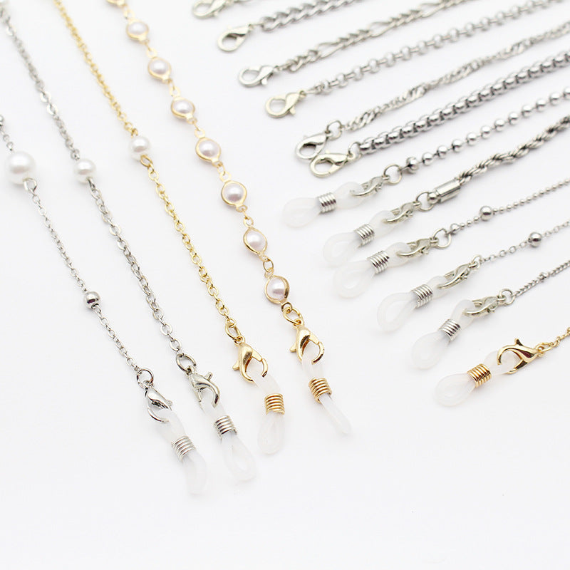 Elegant Pearl-Linked Eyewear Chain Stornfield