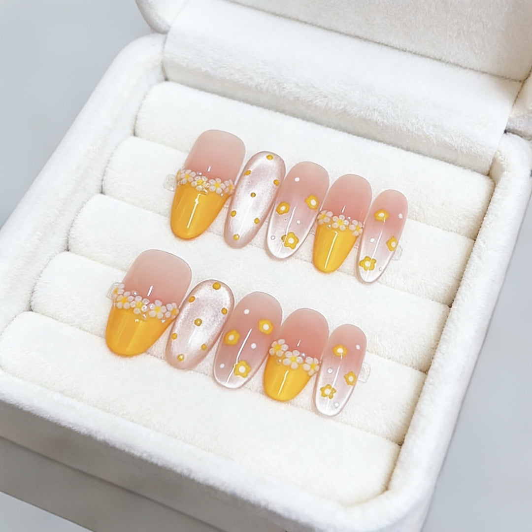Artistic Floral-Designed Press-On Nail Set Stornfield