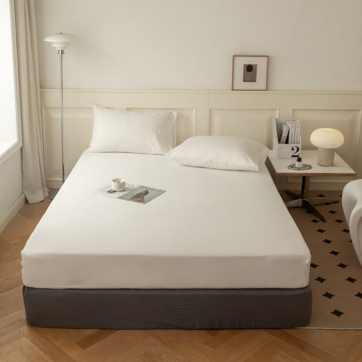 Extra-deep Jersey fitted sheet with premium cotton blend and all-around elastic
