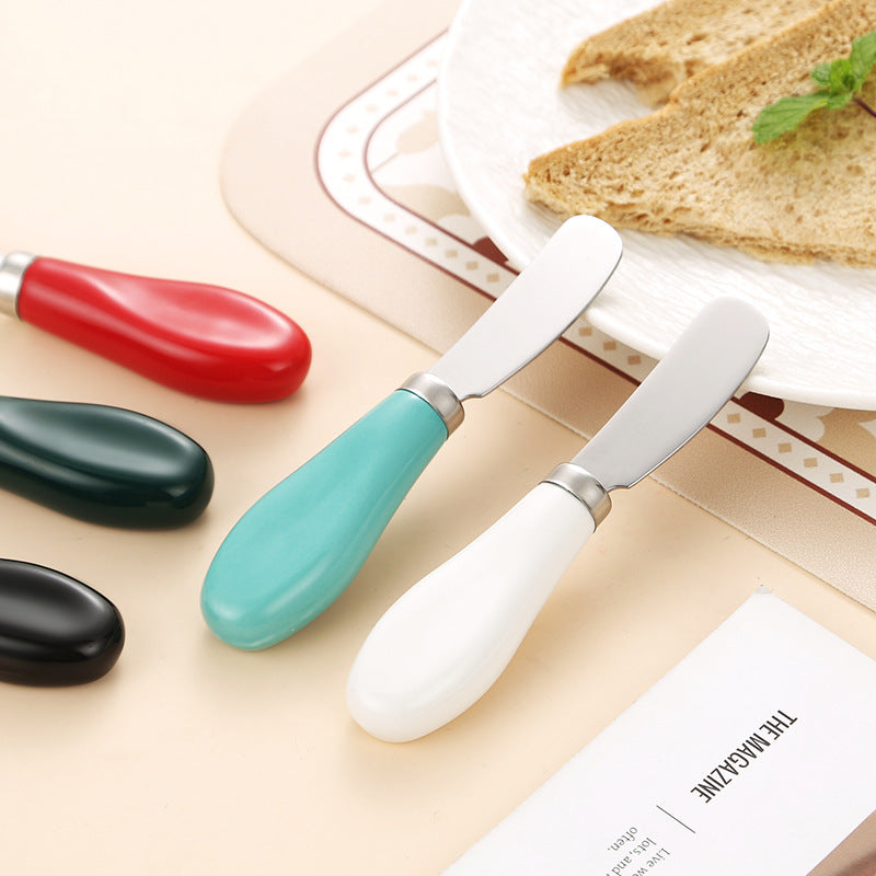 Elegant spreader knife with ergonomic handle Stornfield