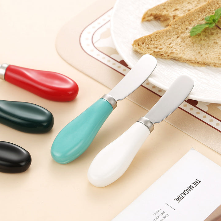 Elegant spreader knife with ergonomic handle Stornfield