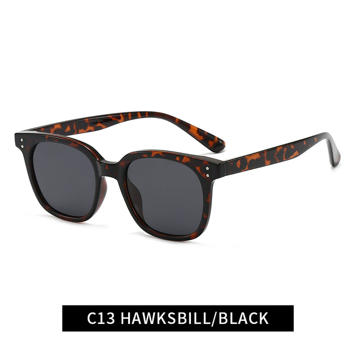 Women's fashionable sunglasses in elegant design with sturdy frame Stornfield
