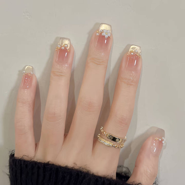 Artfully Designed Press-On Nail Extensions Stornfield