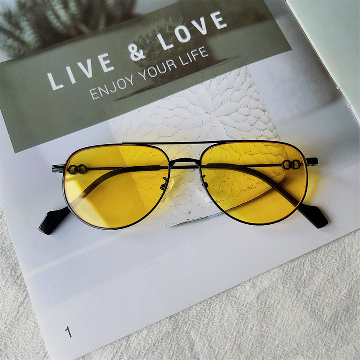 Vintage-Inspired Aviator Sunglasses Stornfield