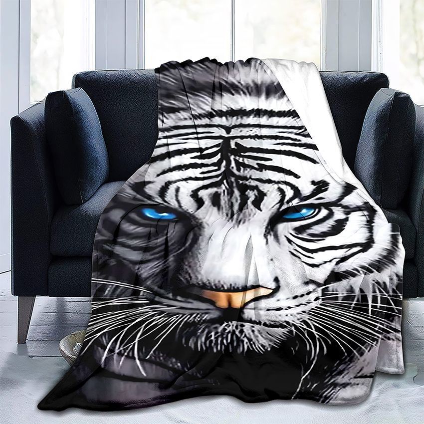Tiger-Themed Soft Plush Throw Blanket