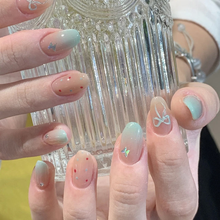 Elegant Floral Press-On Nail Set