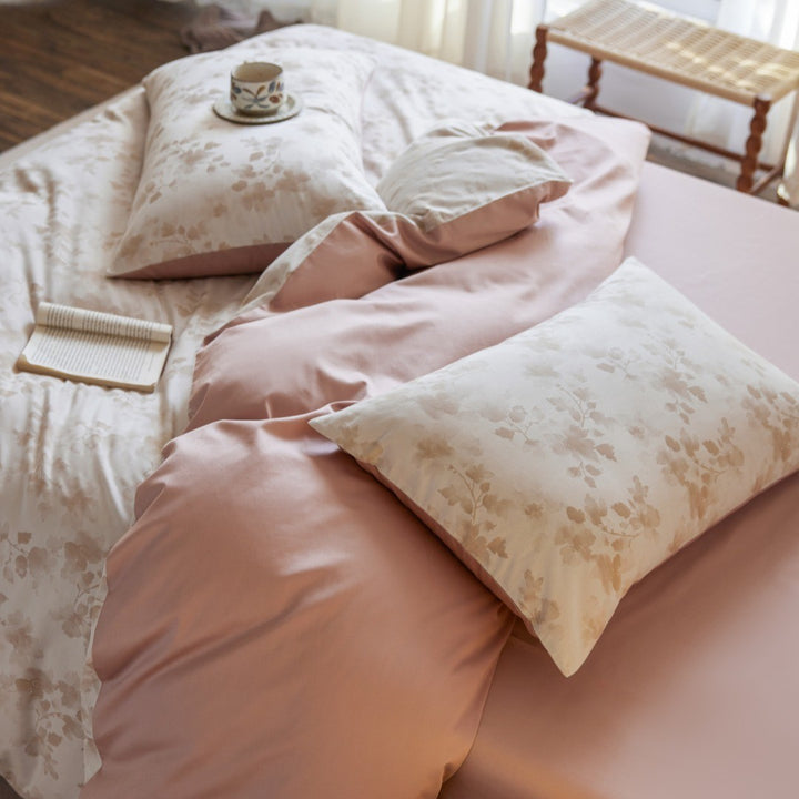 Luxurious cotton satin bedding set with fine jacquard pattern