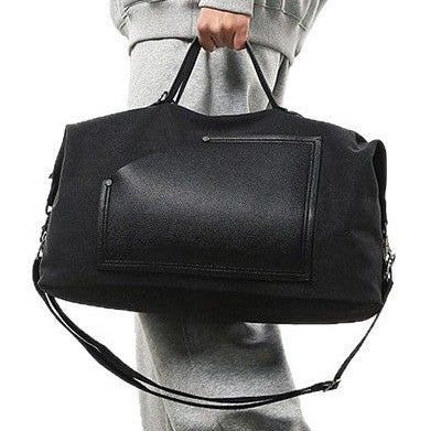 Sporty travel bag made of durable material with practical compartments Stornfield