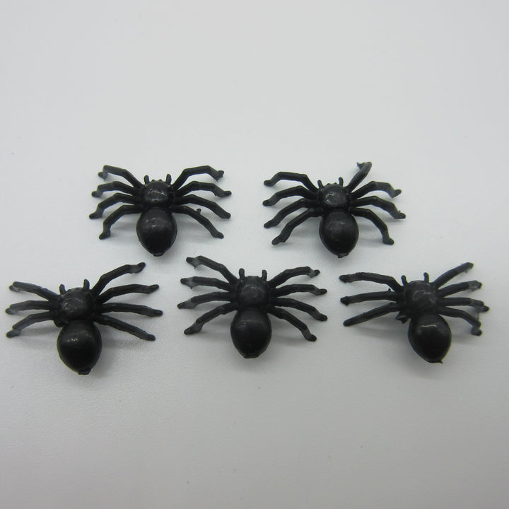 Realistic Creepy Crawly Spider Figurines Stornfield