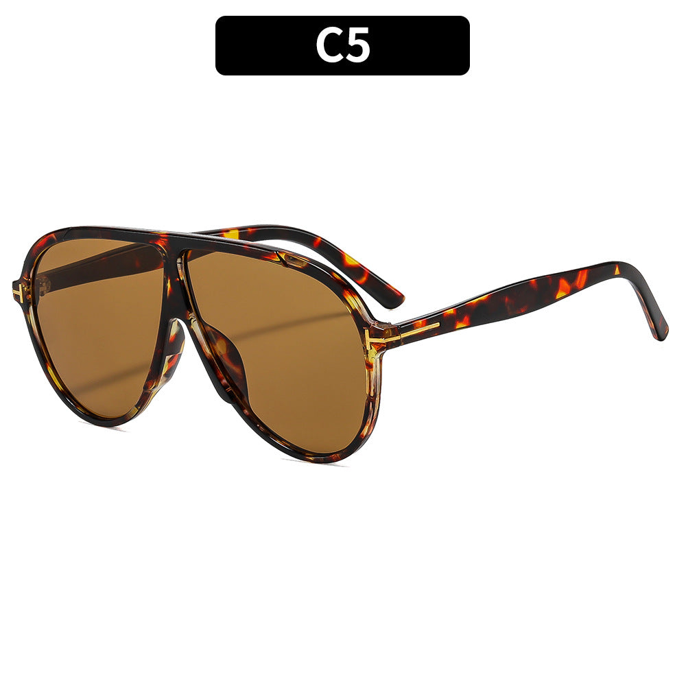 Stylish Aviator-Style UV Protection Sunglasses