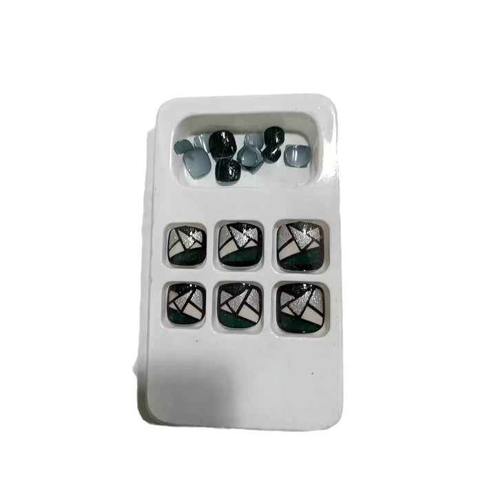 Geometric Design Press-On Nail Set Stornfield