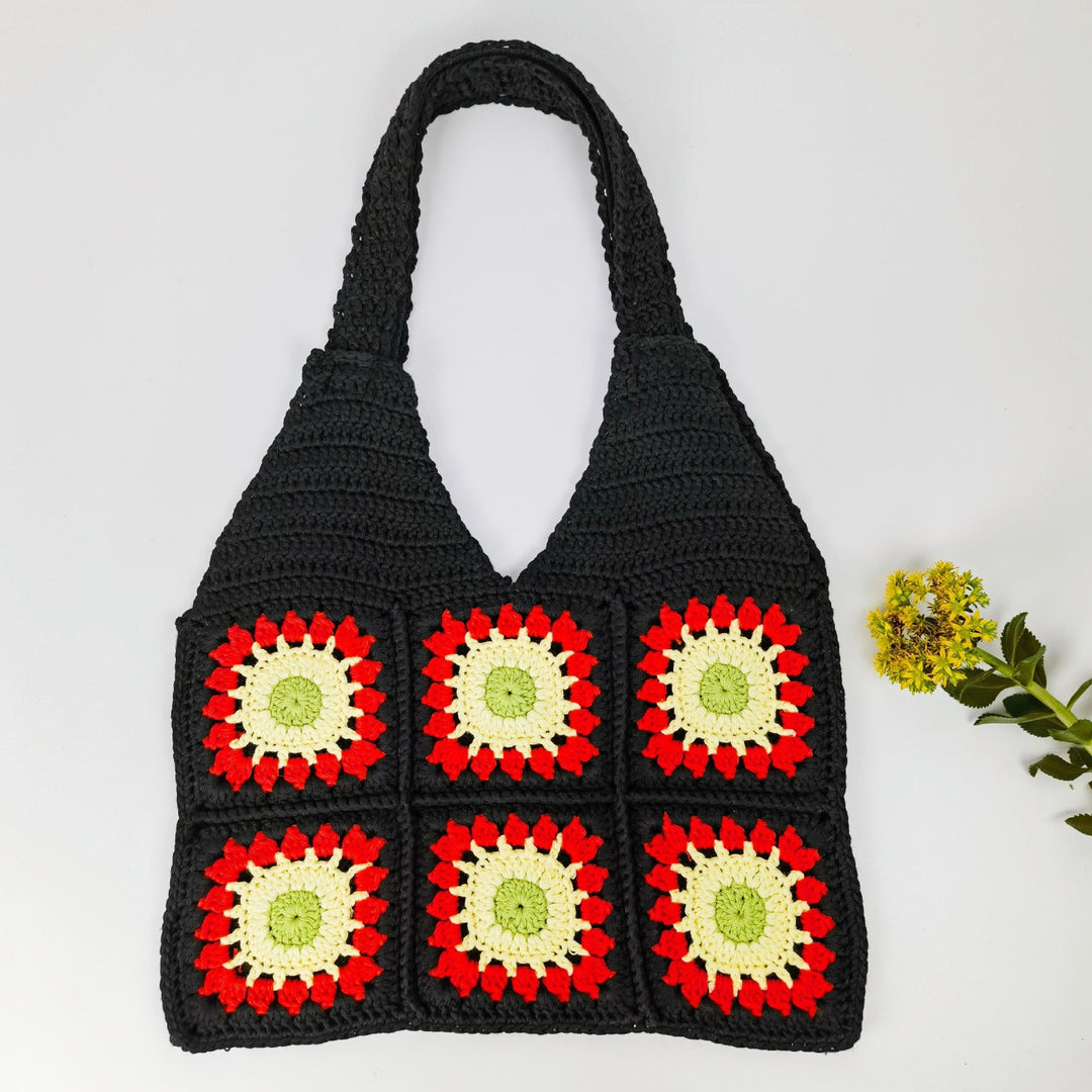 Crochet handbag with retro pattern Stornfield