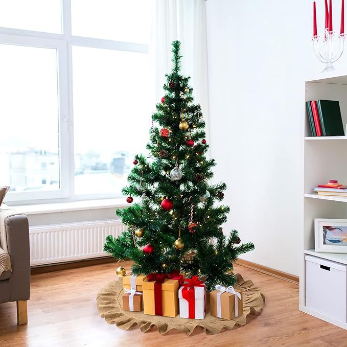 Rustic Christmas tree skirt with ruffle detail Stornfield