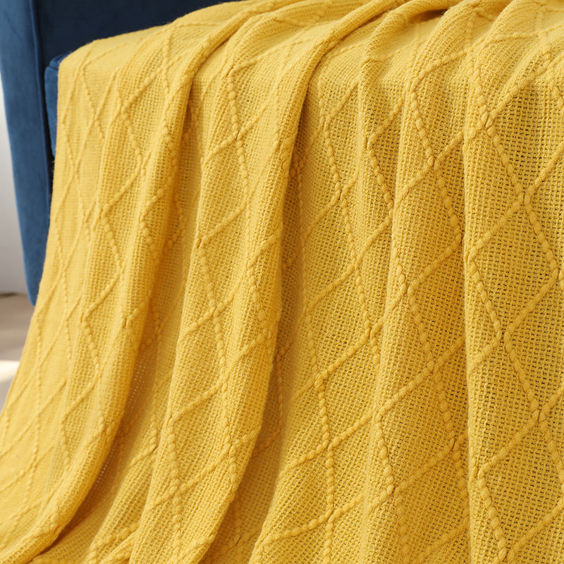Women High-quality and stylish fleece blanket with modern textured pattern Stornfield