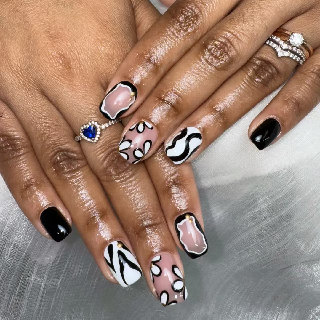 Artistic Abstract Nail Art Set  1790958005