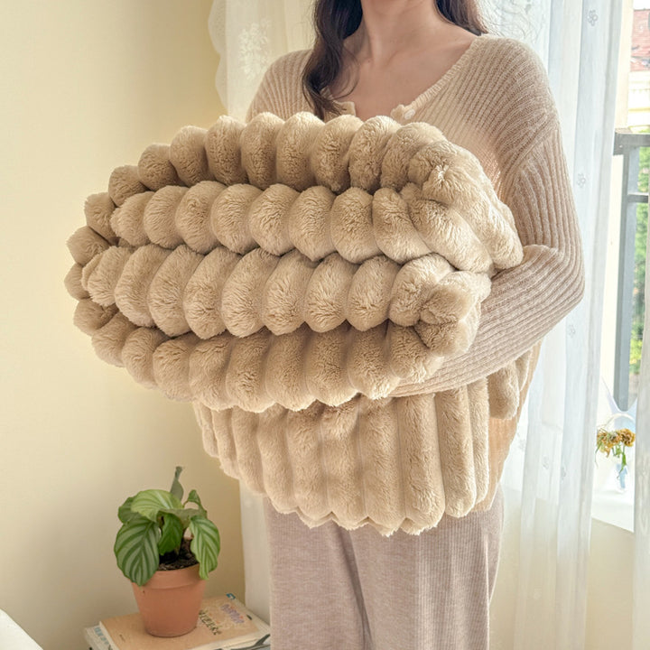 Women's Oversized Snuggle Blanket with Haptic Stornfield