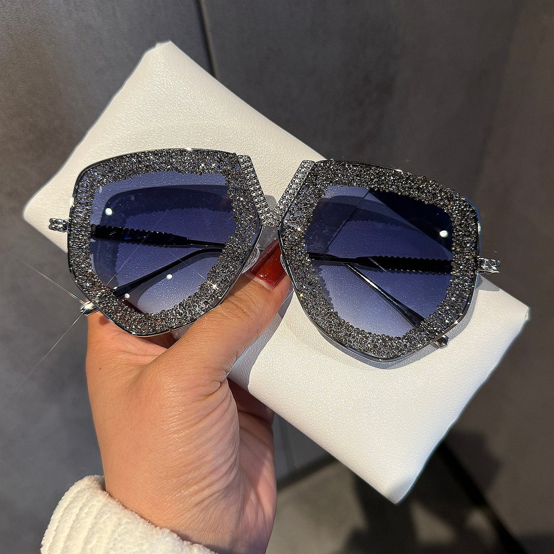 Ladies luxurious sunglasses with glamorous rhinestone frame Stornfield