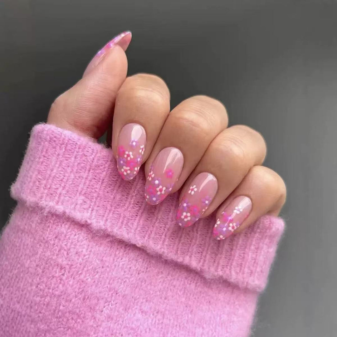 Nail set with floral design and sparkling accents Stornfield