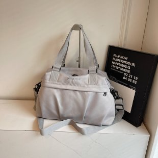 Stylish Multi-Functional Weekend Bag
