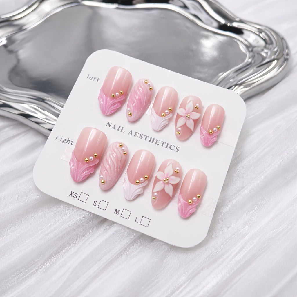 Elegant Floral Nail Set Stornfield