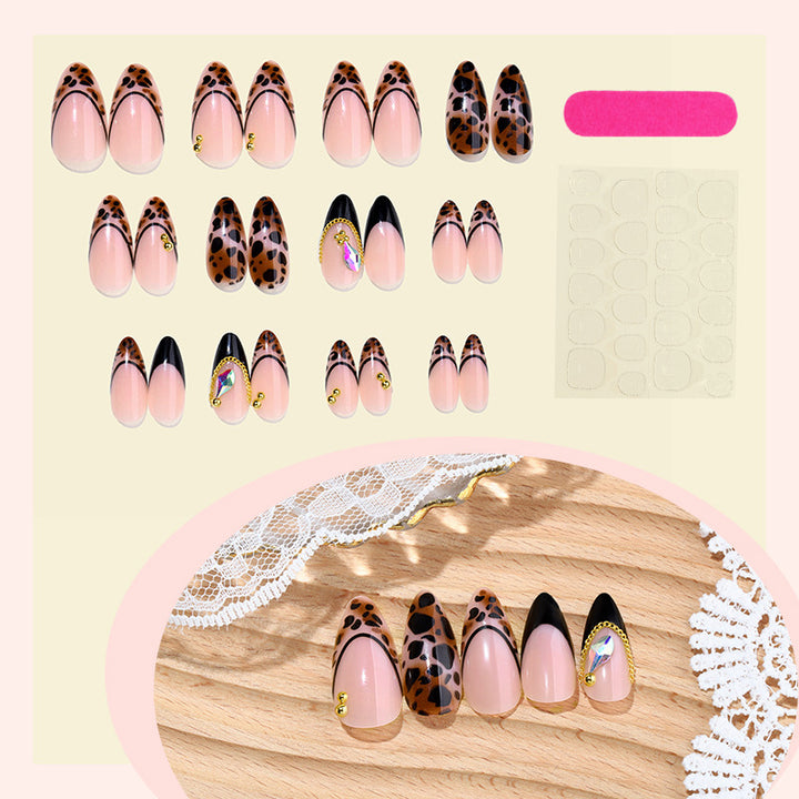 Acrylic Nail Set with Elegant Leopard Design Stornfield