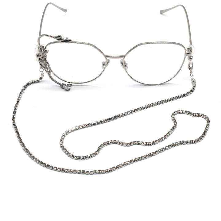 Elegant Rhinestone-Embellished Eyewear Chain Stornfield