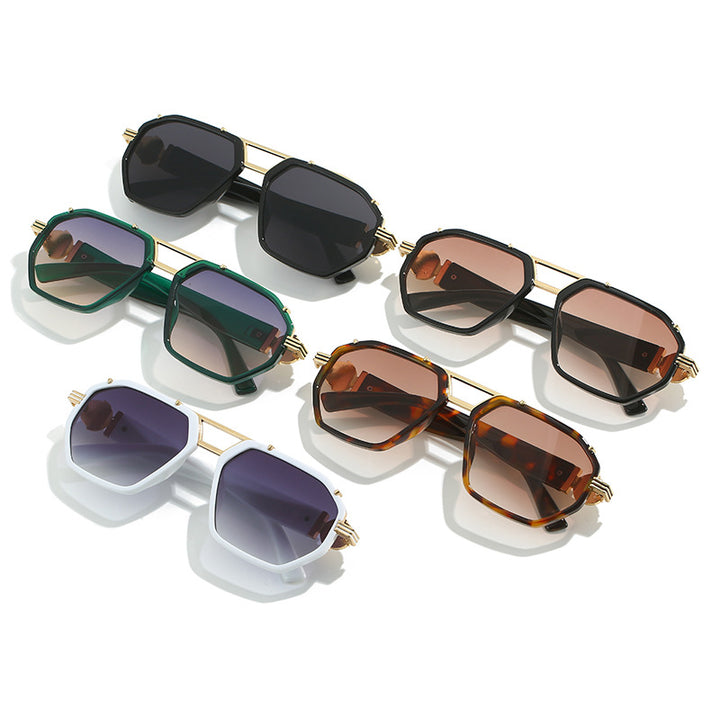Elegant Oversized Geometric Sunglasses Stornfield
