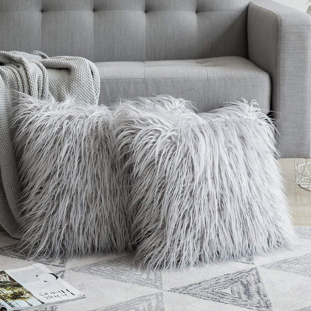 Fluffy cuddle pillow