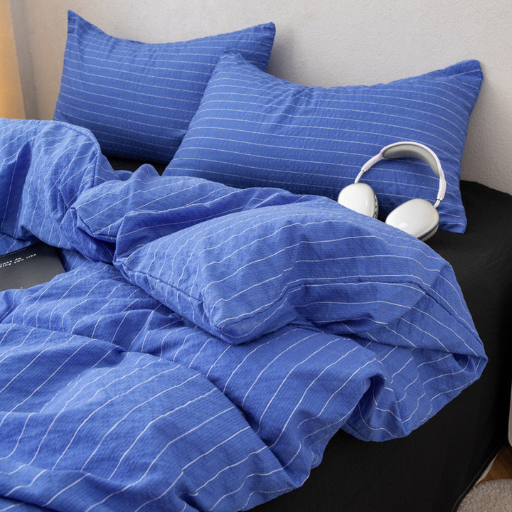 Lightweight Striped Comforter Set