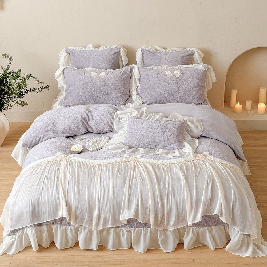Luxury Ruffled Jacquard Duvet Cover Set with Embroidered Pillow Shams