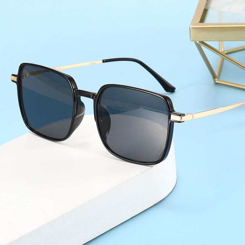 Women's fashionable oversized sunglasses with exclusive metal details Stornfield